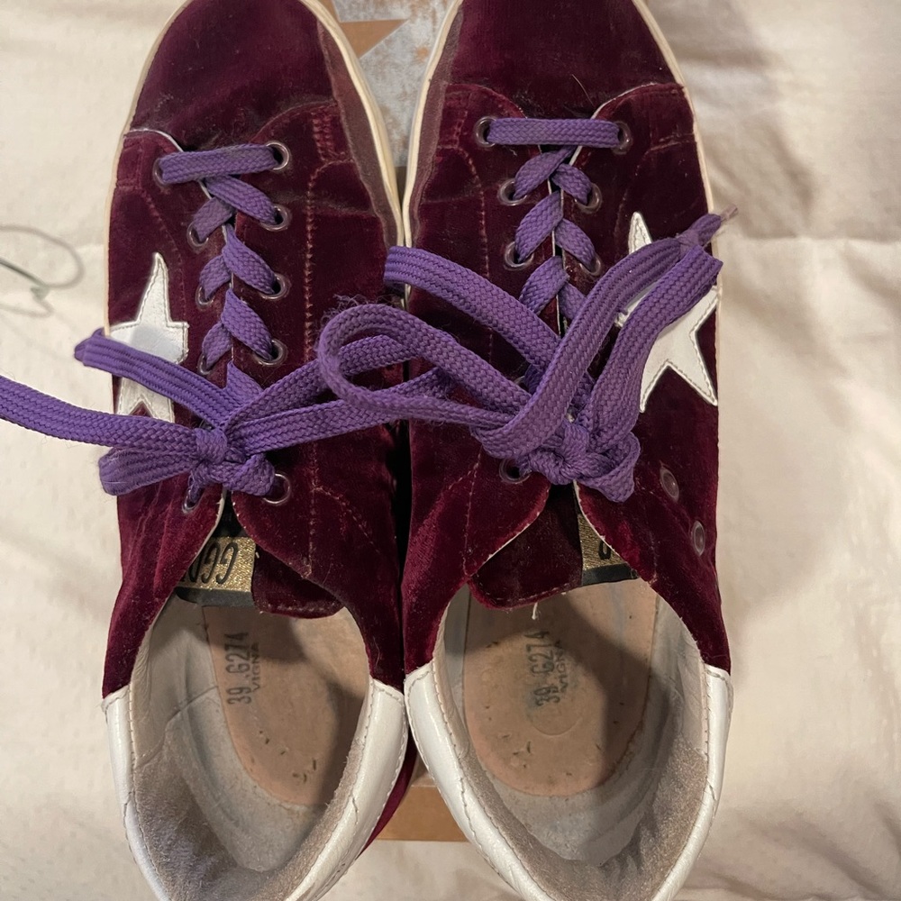 special edition: burgundy velvet with purple laces